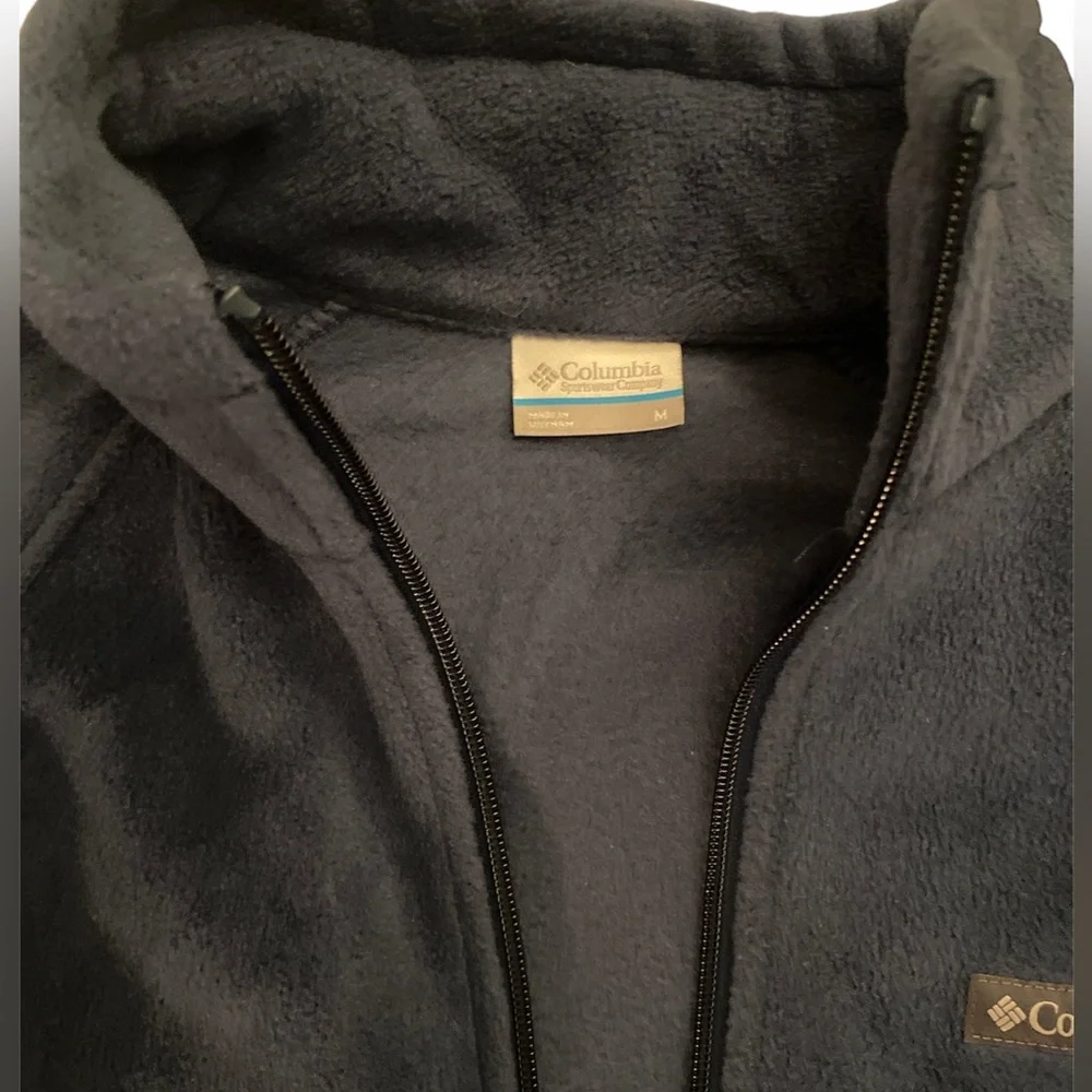 Columbia Fleece Jacket - Size Medium - Picture 2 of 3